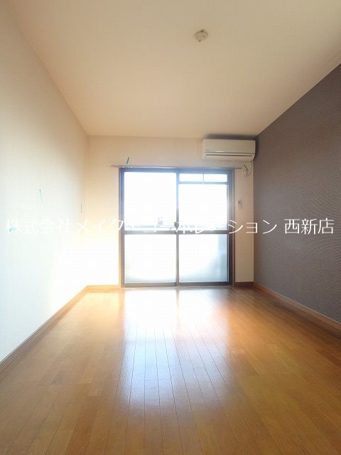 クリビア室見(旧ルミエール室見） リビング