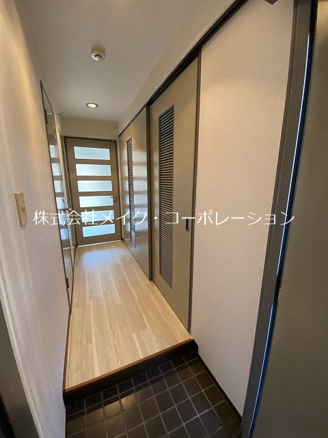 エステートモア城南 玄関