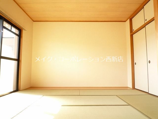吟泉弐番館 ベッドルーム