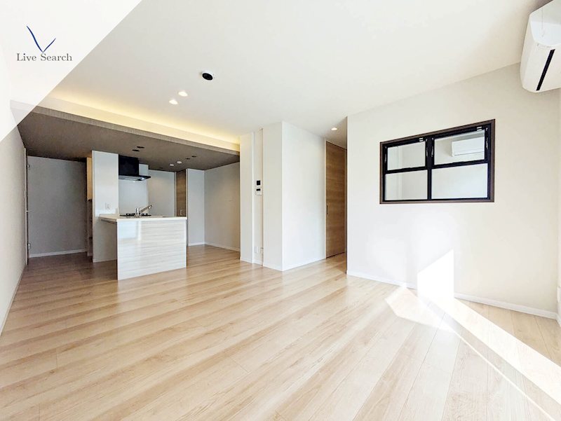 シャーメゾン　アンビエラ　トウジン リビング