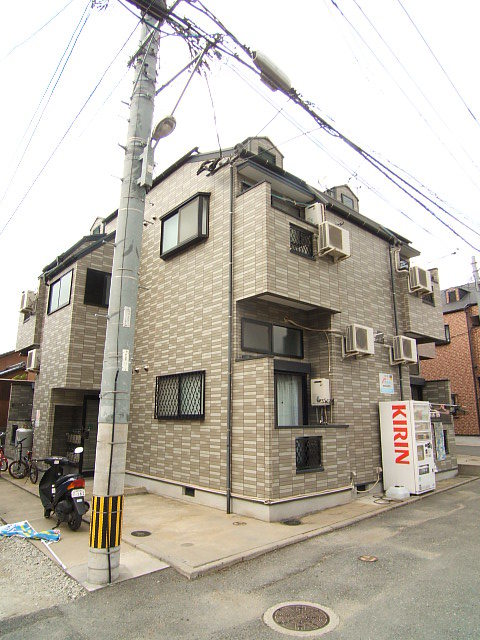 クレセント英 外観