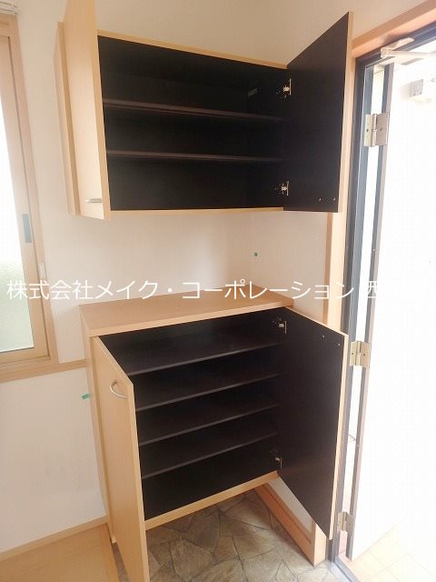 メープルコートD棟～駐車場2台付き その他12