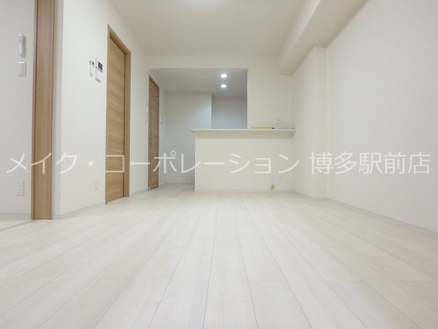 ボワールアビオン博多【Ａ棟】 リビング