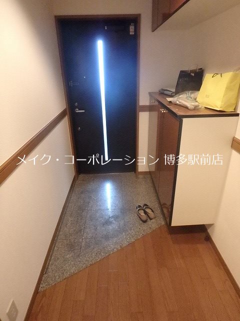アンピール県庁駅前  玄関