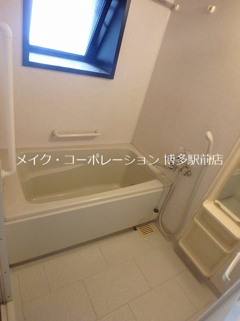 アンピール県庁駅前  風呂画像