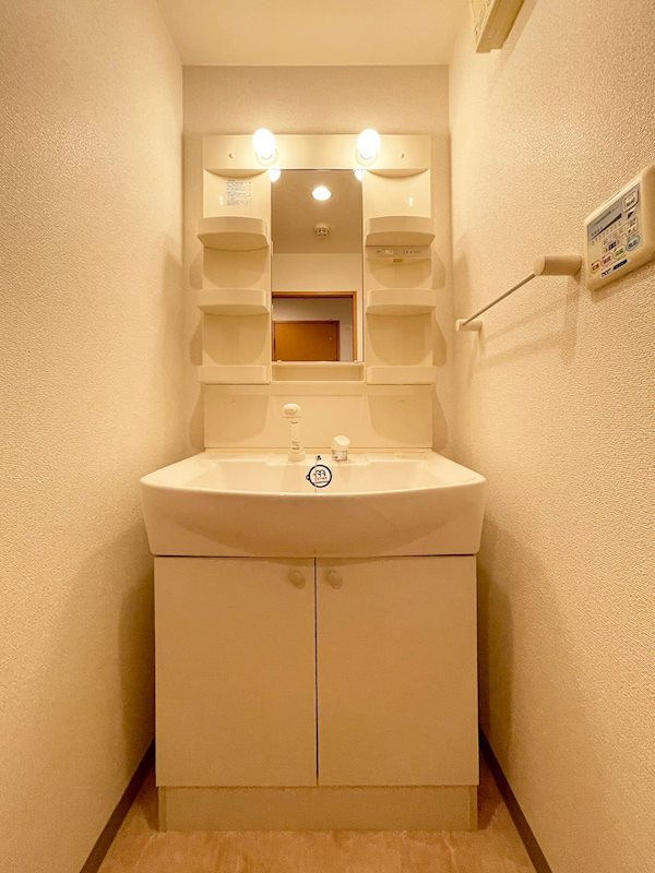 アンプルールべトンカルティエ  その他3