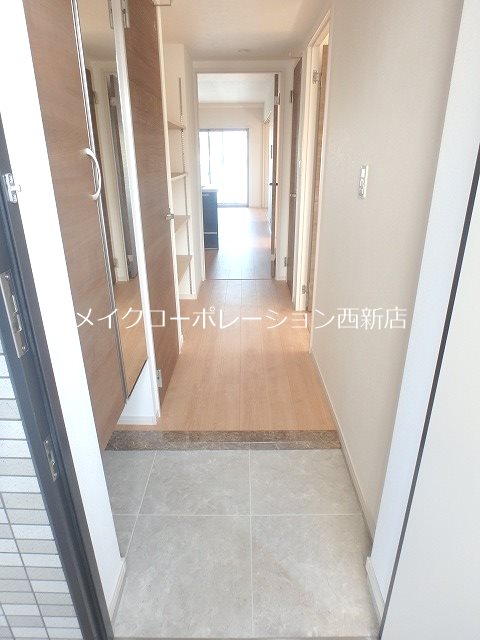 グランタイム都町 玄関
