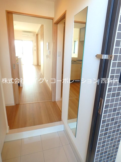 アルティザ六本松 玄関