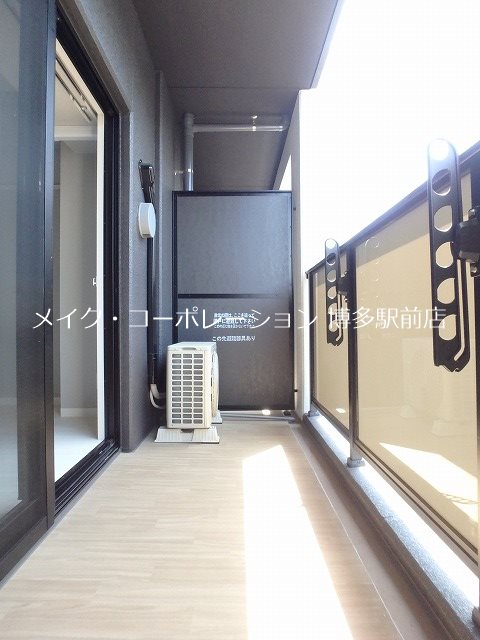 ヴァロアール博多 ベランダ