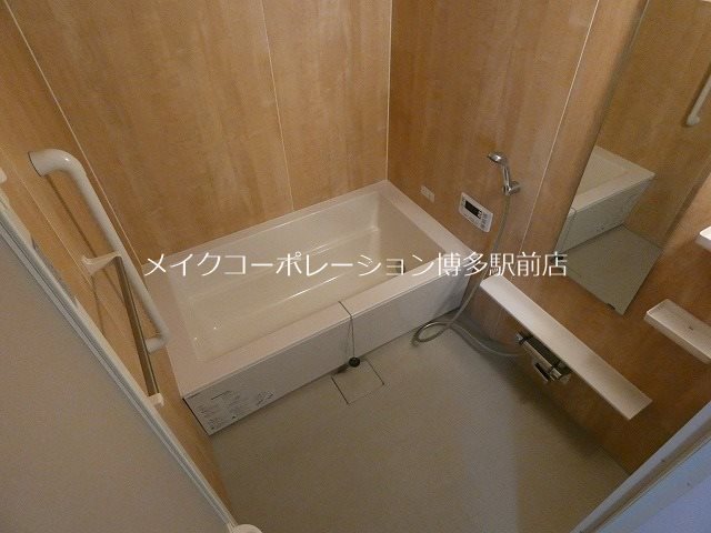 ルミエール箱崎駅前 風呂画像