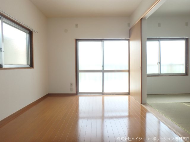 サンライズ春日原 リビング