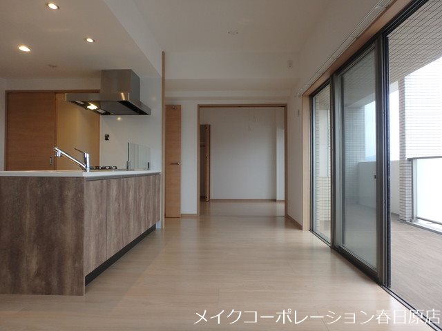 写真は同型タイプ BPRレジデンス高宮 リビング