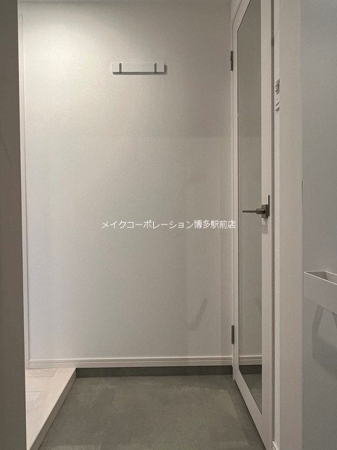 リアンレガーロ雑餉隈Ⅱ 玄関