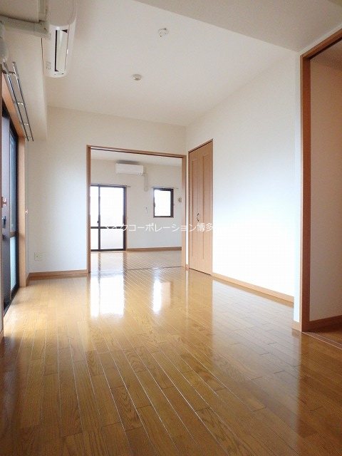 アミティエ博多駅南 リビング