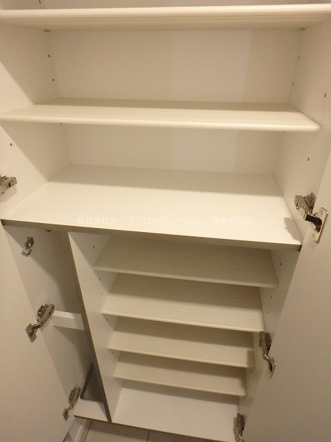 エンクレスト大博通りAPEX 玄関