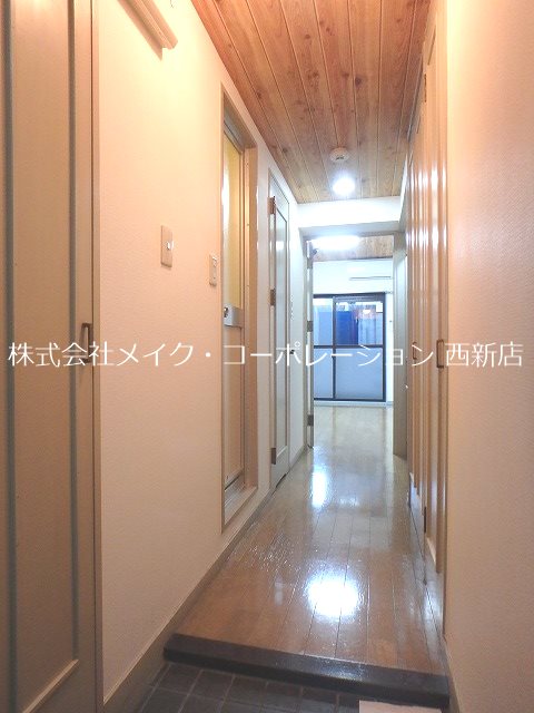 ロイヤルコンフォート荒江Ⅱ 玄関