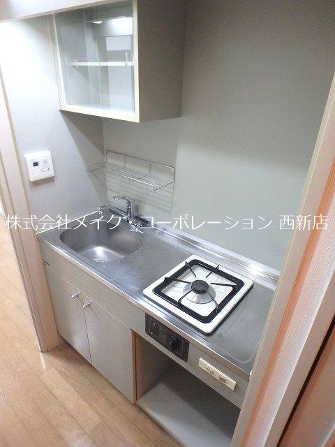 ロイヤルコンフォート荒江Ⅱ キッチン