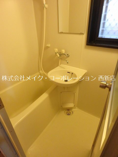 ロイヤルコンフォート荒江Ⅱ 風呂画像