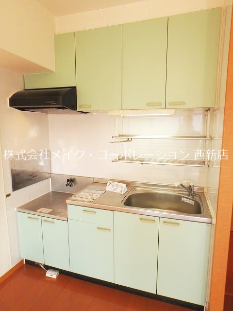 フォンティーヌ荒江 キッチン