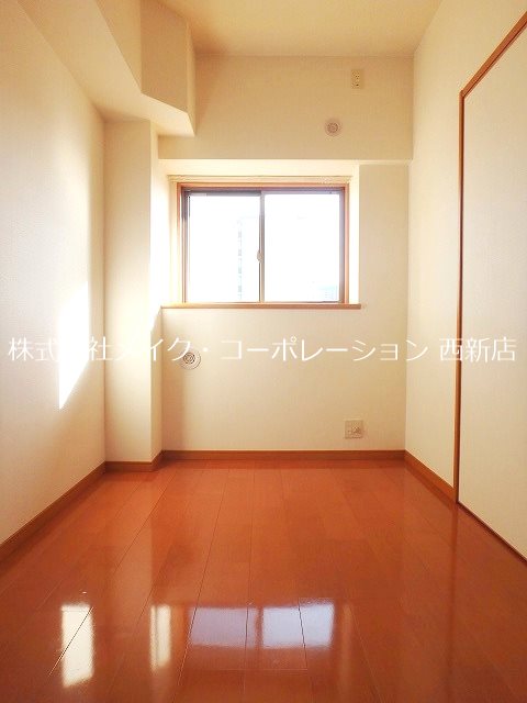 フォンティーヌ荒江 ベッドルーム