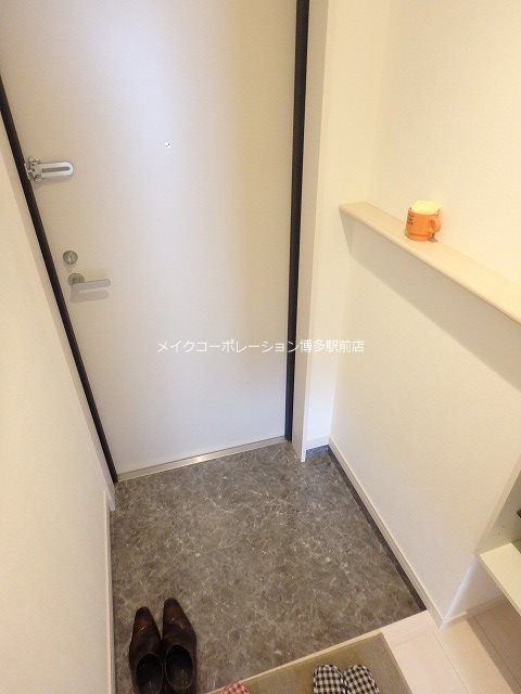 Forest福岡県庁前 玄関
