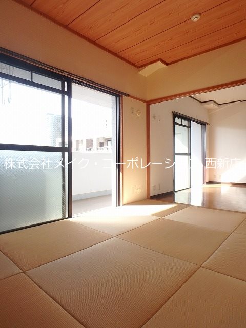 ベッドルーム エミネント西新 ベッドルーム