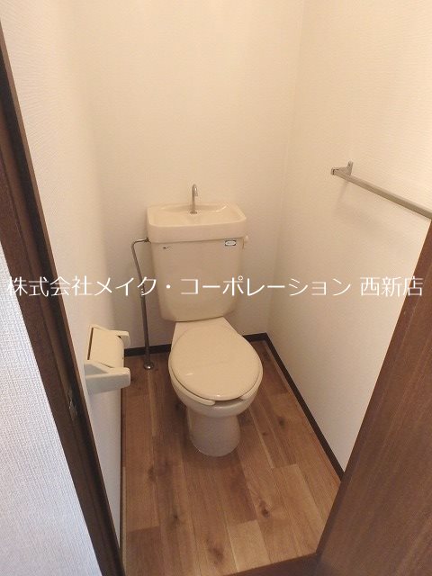 トイレ 荒江四ツ角ビル その他1