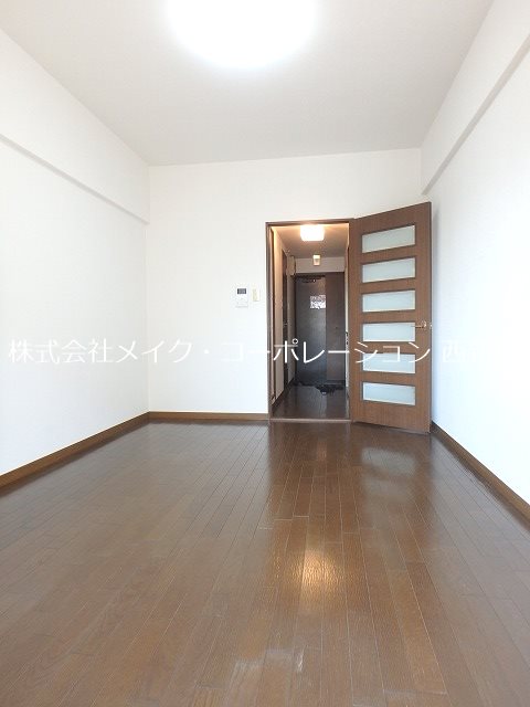 リビング 荒江四ツ角ビル リビング