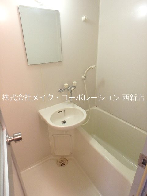 荒江四ツ角ビル  風呂画像