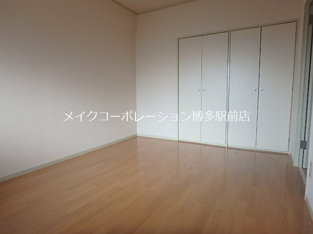 三基ビル  ベッドルーム