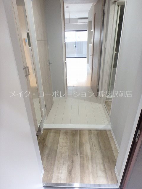 エルグランド東比恵  玄関