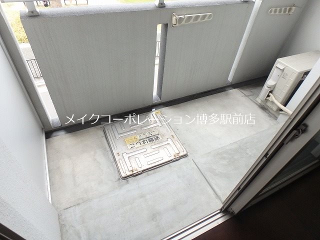 クレスティアフォーシーズン博多 ベランダ