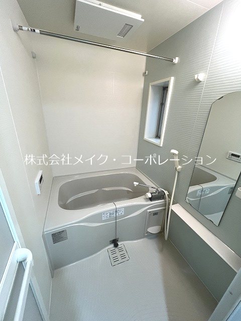 バス レーベン姪浜駅前 風呂画像