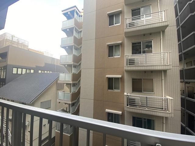 養巴ビル ベランダ