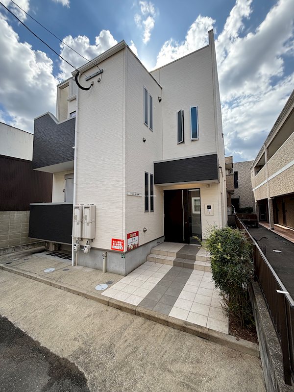 Grandticティアラ吉塚Ⅰ 外観