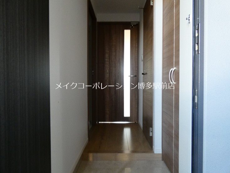 サニークレスト東比恵Ⅱ 玄関