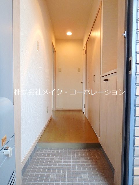 アンビアンス鳥飼  玄関