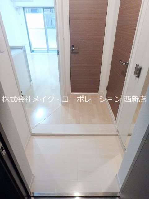 ジュセン西新 玄関
