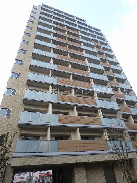 RJRプレシア博多楽水園   外観