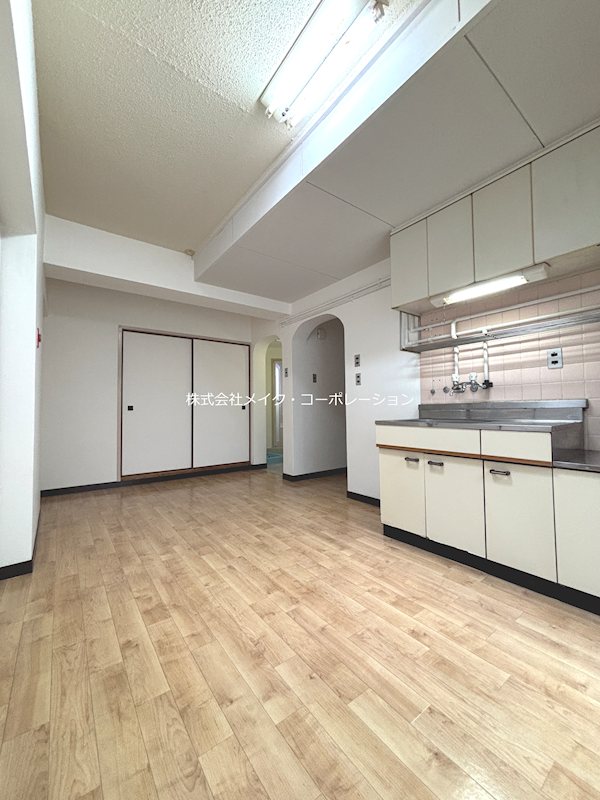 リビング プレシード鳥飼 リビング