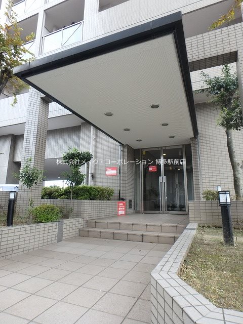 エスト・ヴィラ東福岡 外観