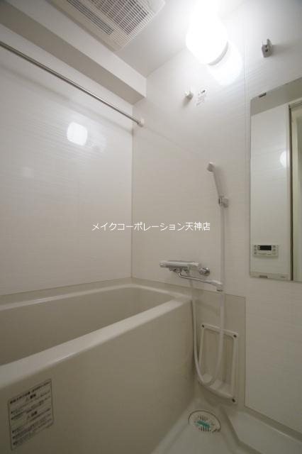 グランフォーレ薬院南    風呂画像