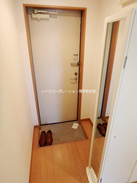 同物件別部屋引用・現状優先です♪ イル・グラッツィア博多駅前Ⅱ 玄関