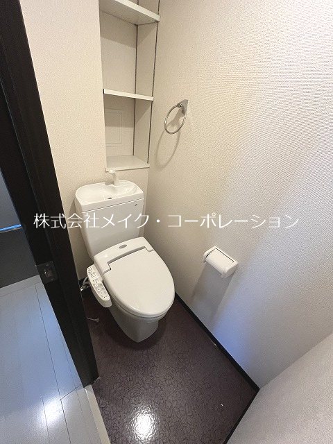 トイレ West Court DR その他1