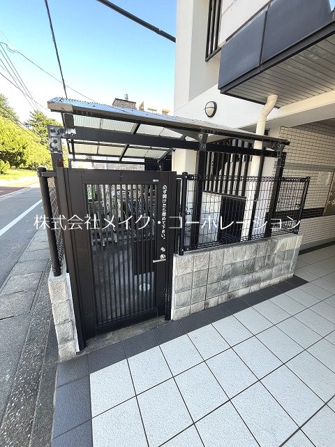 他共有部分 West Court DR その他外観3