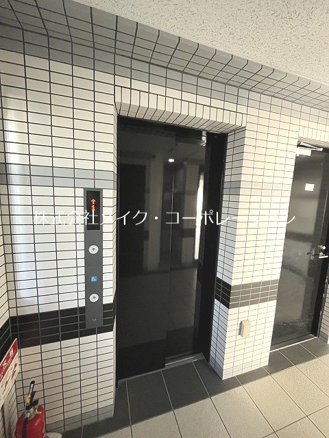 他共有部分 West Court DR その他外観6