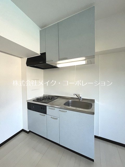 キッチン West Court DR キッチン