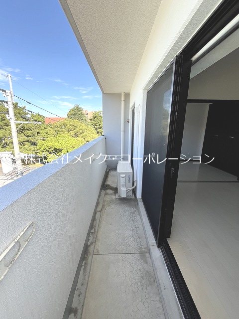 ベランダ West Court DR ベランダ
