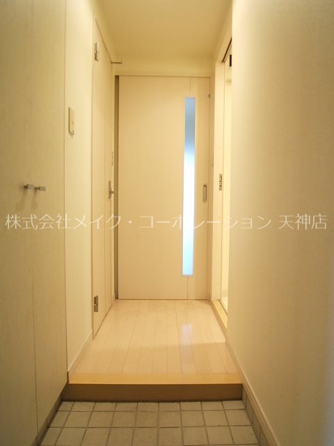 クロシェット薬院 玄関