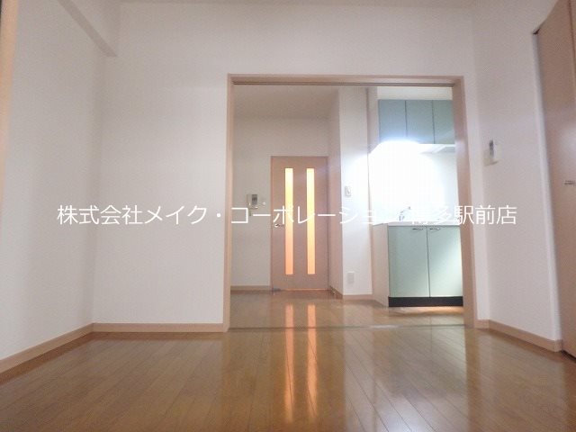 ジェイド博多 リビング